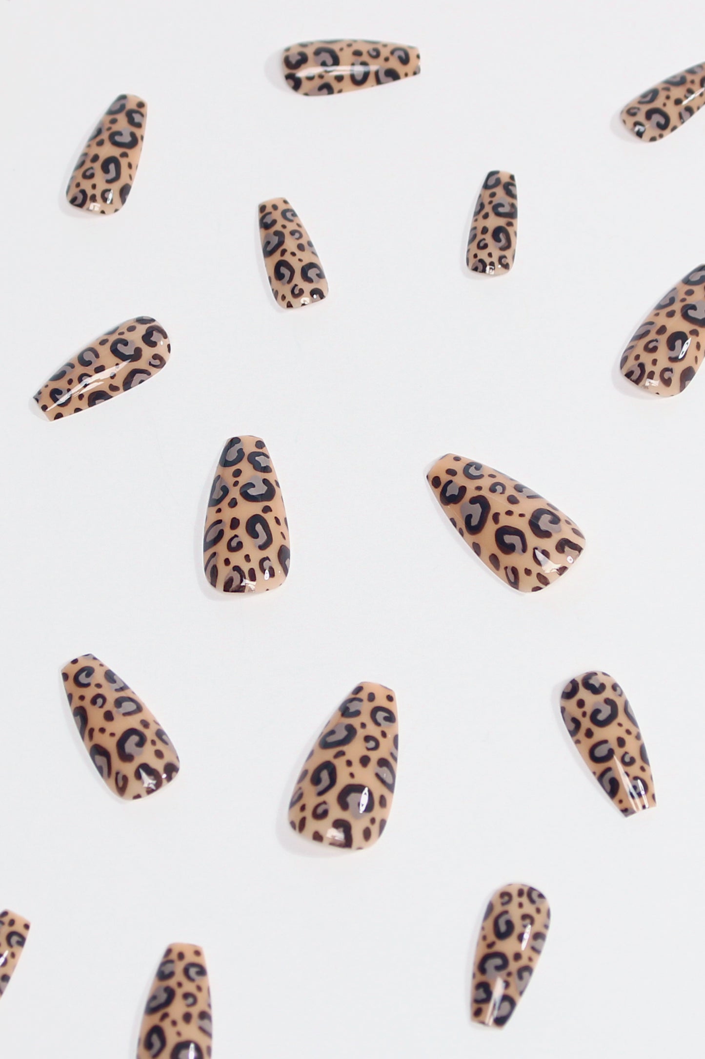 Urban Jungle | Soft & Durable Press-On Nails - Bonmuz