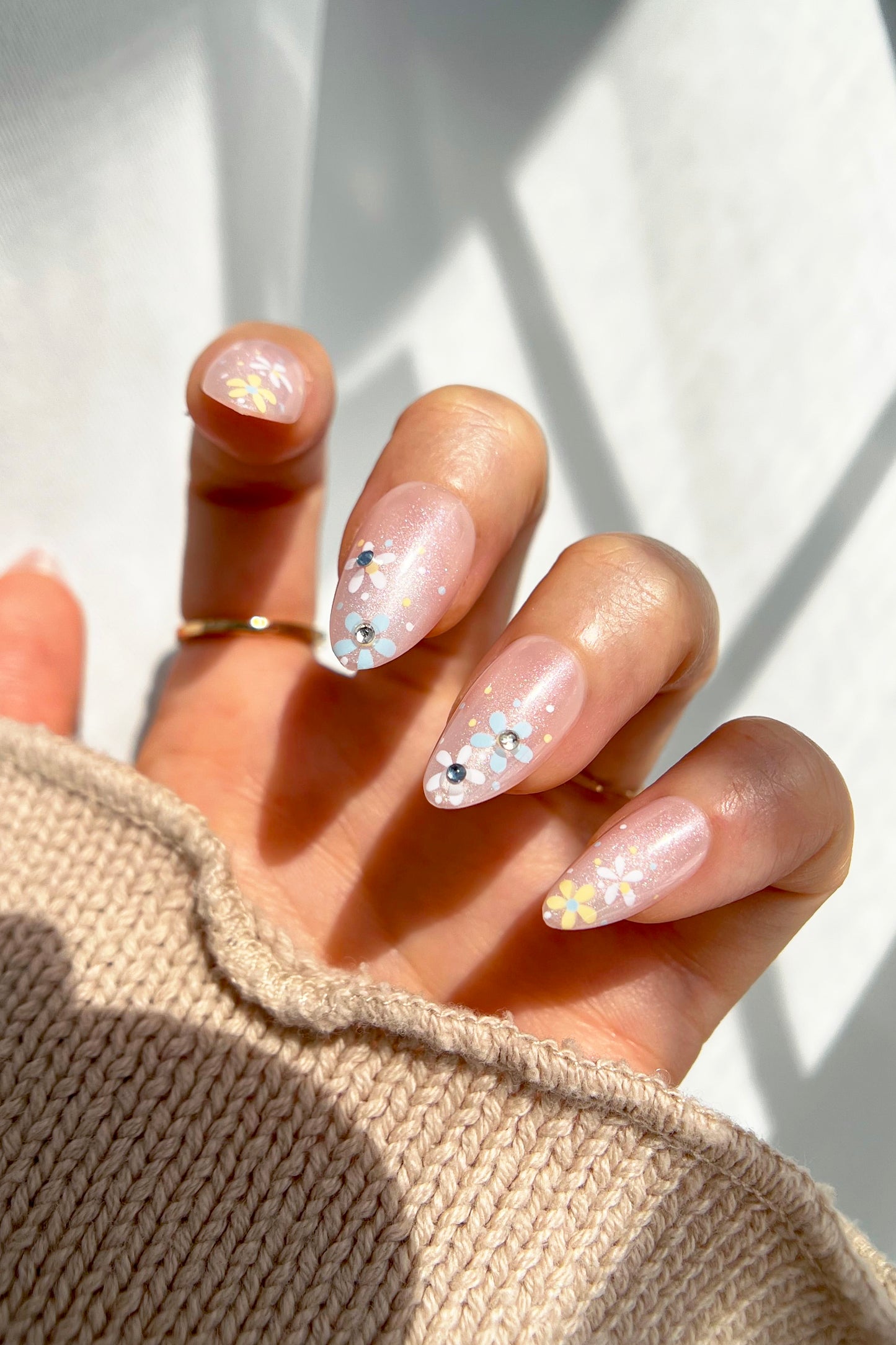 Cloudy Halo | Soft & Durable Press-On Nails