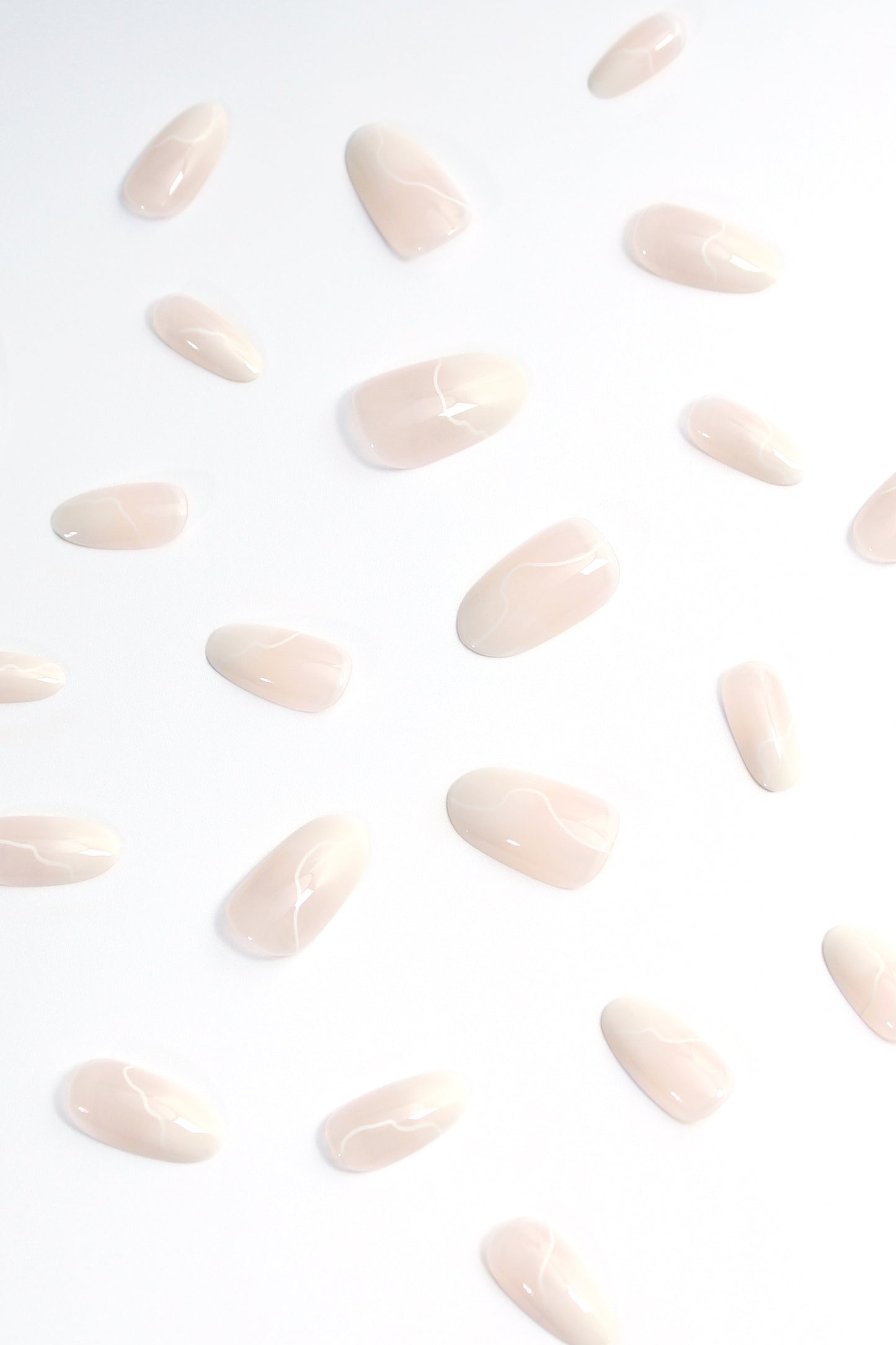 Cream Swirl Soft & Durable PressOn Nails Bonmuz