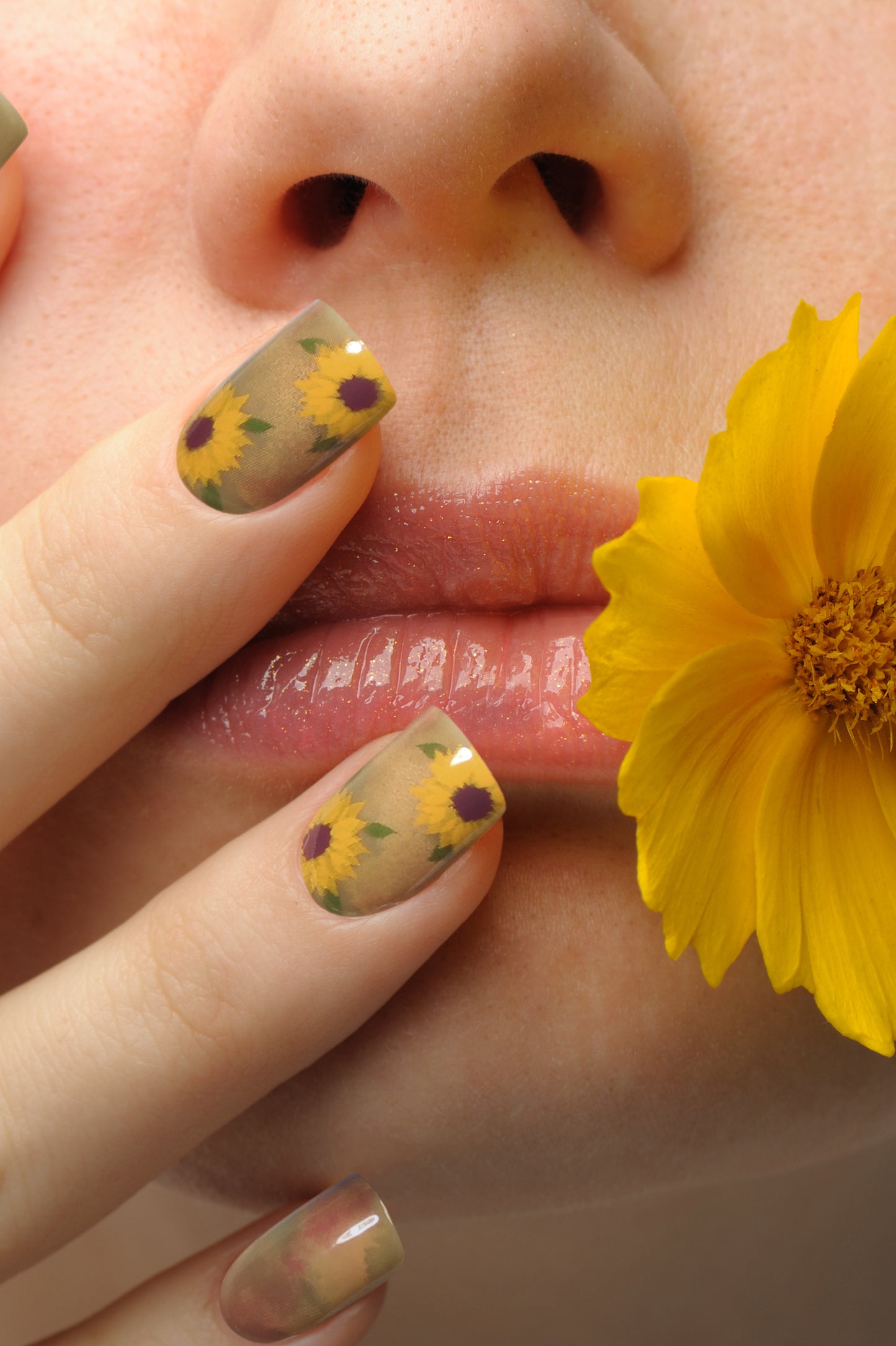 Sunflower Watercolor | Soft & Durable Press-On Nails - Bonmuz